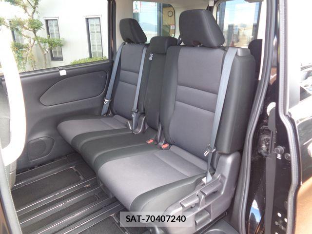 Nissan SERENA 2022-09 8882105-10