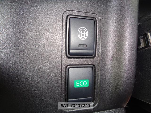 Nissan SERENA 2022-09 8882105-22