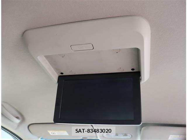 Nissan SERENA 2015-09 8882108-11