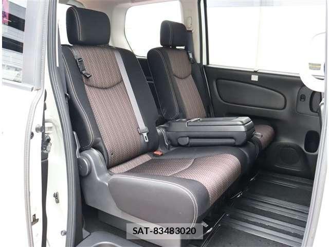 Nissan SERENA 2015-09 8882108-13