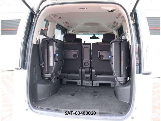 Nissan SERENA 2015-09 8882108-17