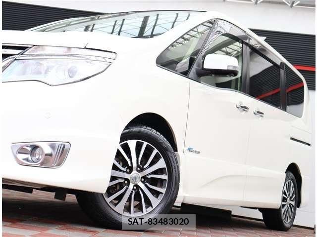 Nissan SERENA 2015-09 8882108-20
