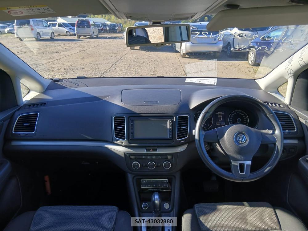 VolksWagen SHARAN 2014-08 1311433-16