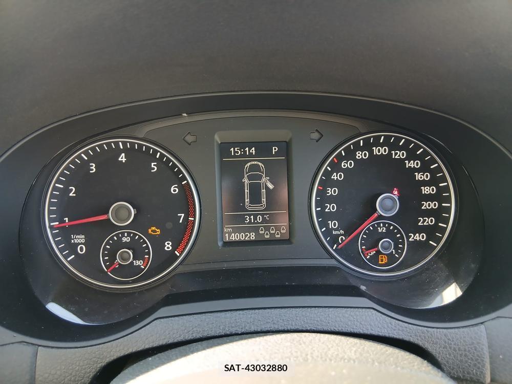 VolksWagen SHARAN 2014-08 1311433-18
