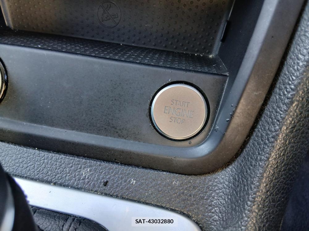 VolksWagen SHARAN 2014-08 1311433-19