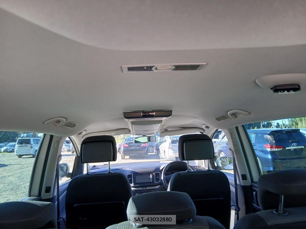 VolksWagen SHARAN 2014-08 1311433-26
