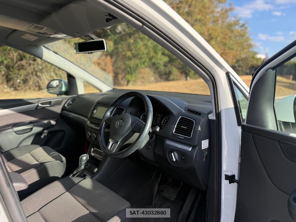 VolksWagen SHARAN 2014-11 1311433-11