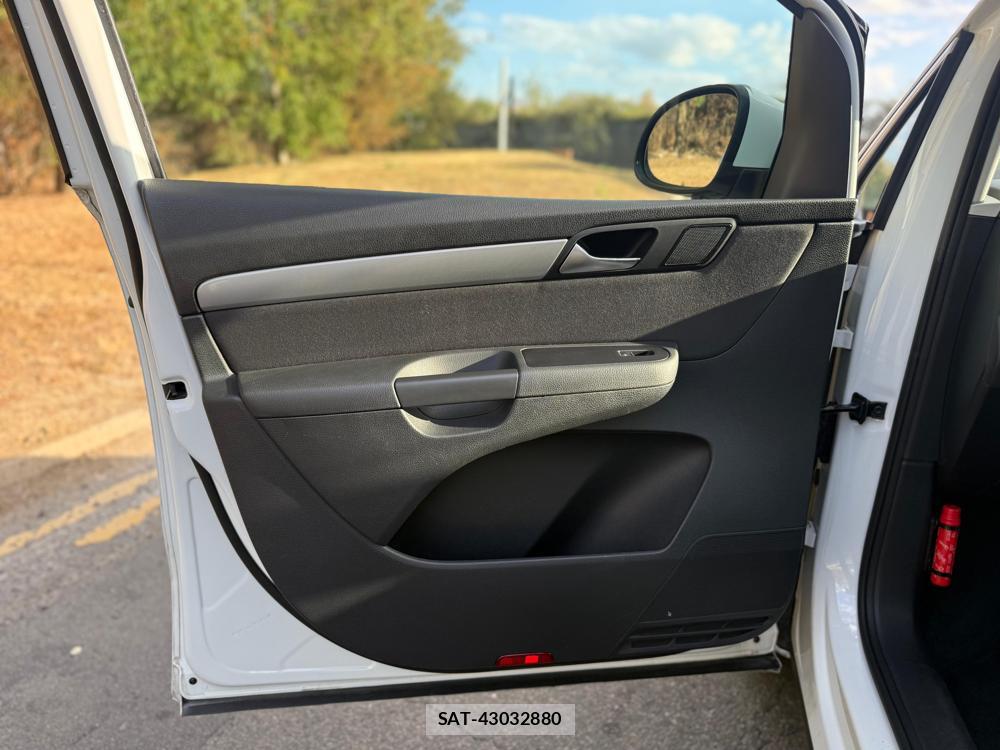 VolksWagen SHARAN 2014-11 1311433-23