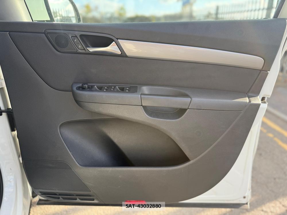 VolksWagen SHARAN 2014-11 1311433-24