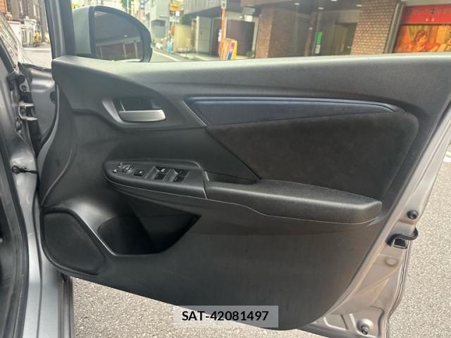 Honda SHUTTLE 2017-03 8414939-12