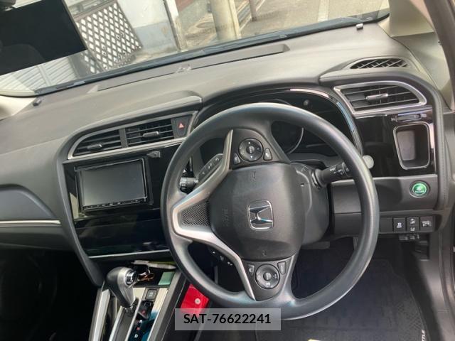 Honda SHUTTLE 2018-03 8831532-4