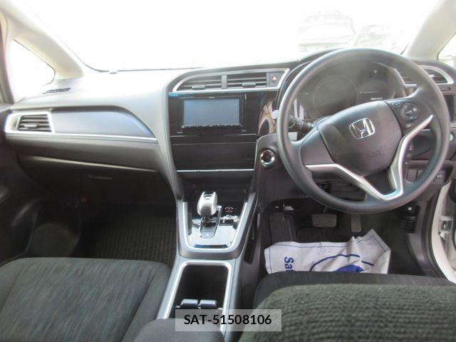 Honda SHUTTLE 2021-03 6018456-8