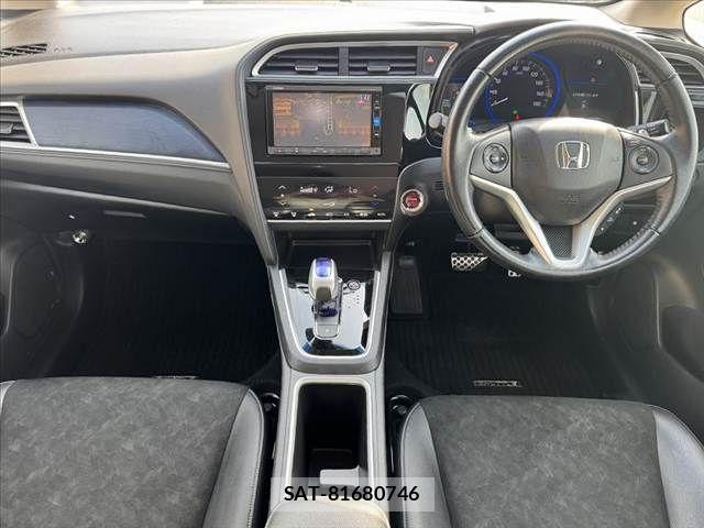 Honda SHUTTLE 2017-06 6678059-1