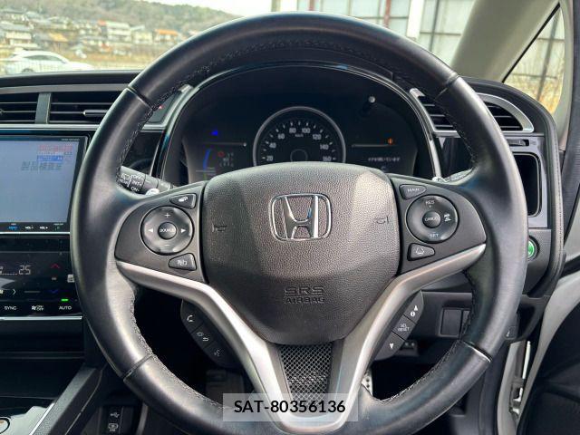 Honda SHUTTLE 2017-11 6912594-4