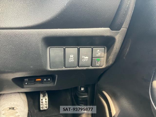 Honda SHUTTLE 2017-12 7224942-19