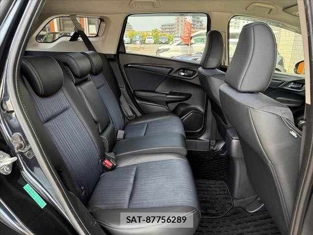 Honda SHUTTLE 2021-04 8231750-17