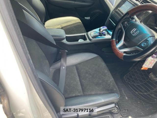 Honda SHUTTLE 2016-06 8231754-11