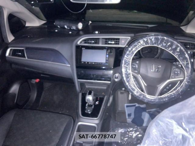 Honda SHUTTLE 2018-03 8317031-15