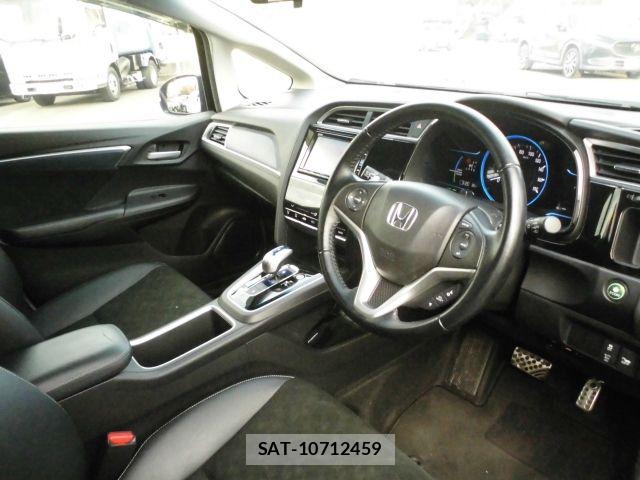 Honda SHUTTLE 2016-11 8317030-1