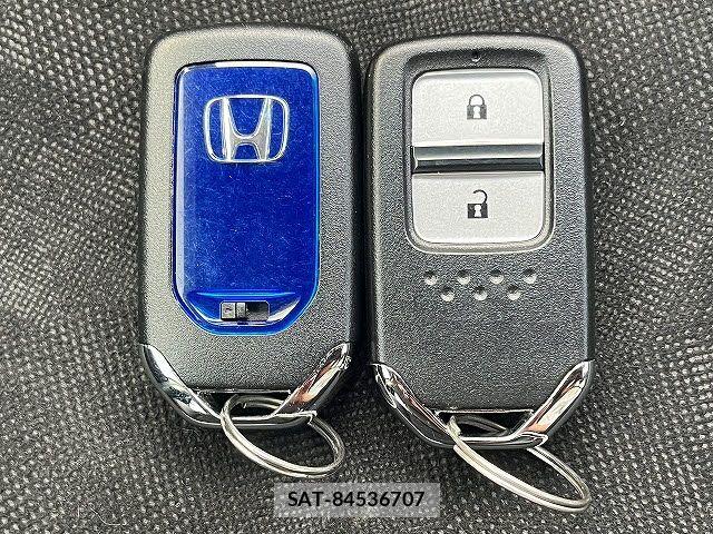 Honda SHUTTLE 2016-04 8317025-23