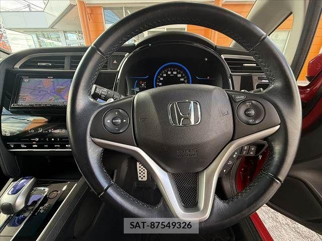 Honda SHUTTLE 2016-04 8355592-26