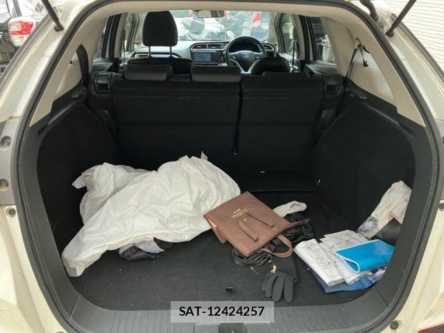 Honda SHUTTLE 2015-10 8372177-18