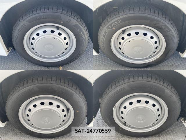 Honda SHUTTLE 2021-10 8527324-25