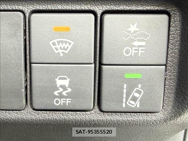 Honda SHUTTLE 2019-08 8527327-3