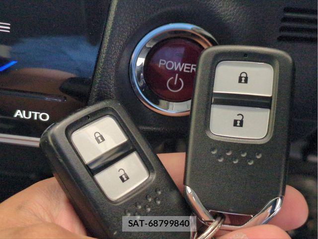 Honda SHUTTLE 2016-12 8527330-12