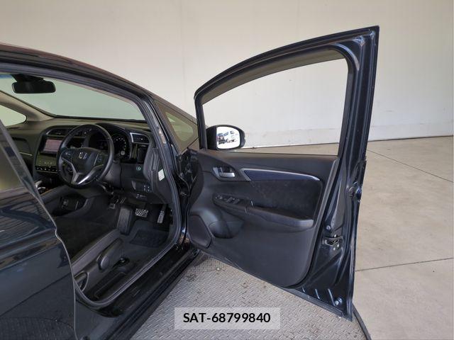 Honda SHUTTLE 2016-12 8527330-28