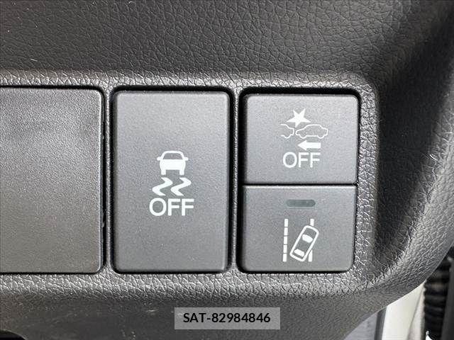 Honda SHUTTLE 2019-06 8831537-5
