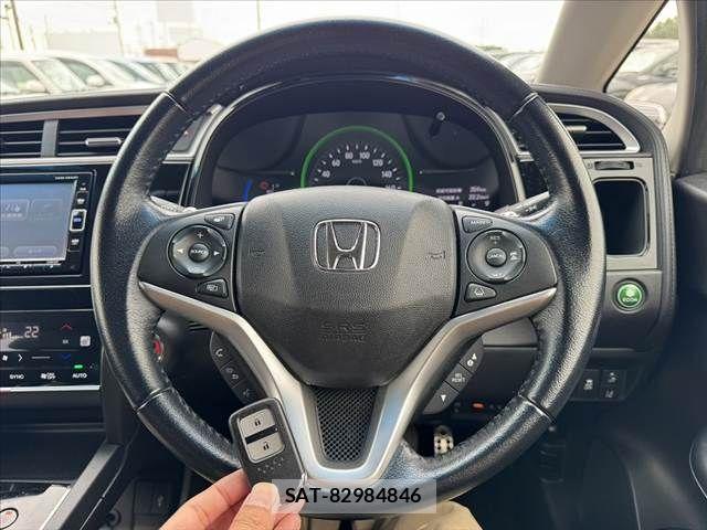 Honda SHUTTLE 2019-06 8831537-6
