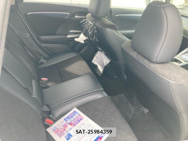 Honda SHUTTLE 2016-10 8831550-12