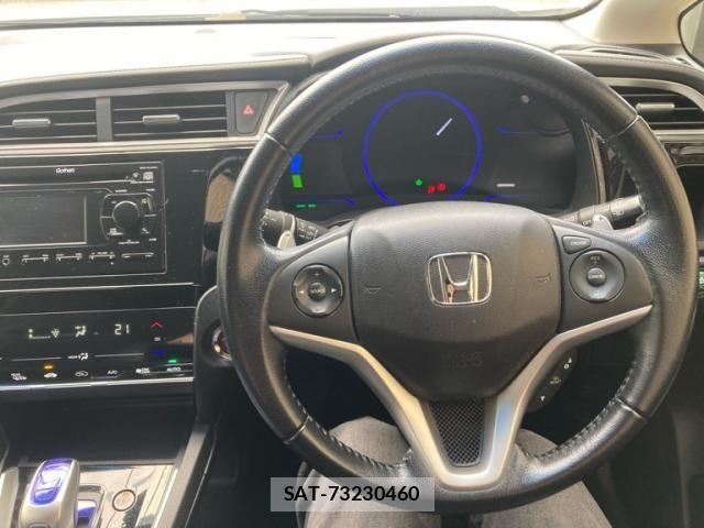 Honda SHUTTLE 2016-05 8831558-11