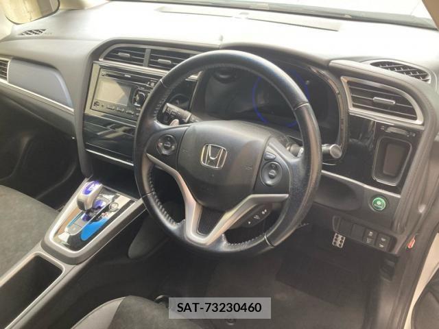 Honda SHUTTLE 2016-05 8831558-7