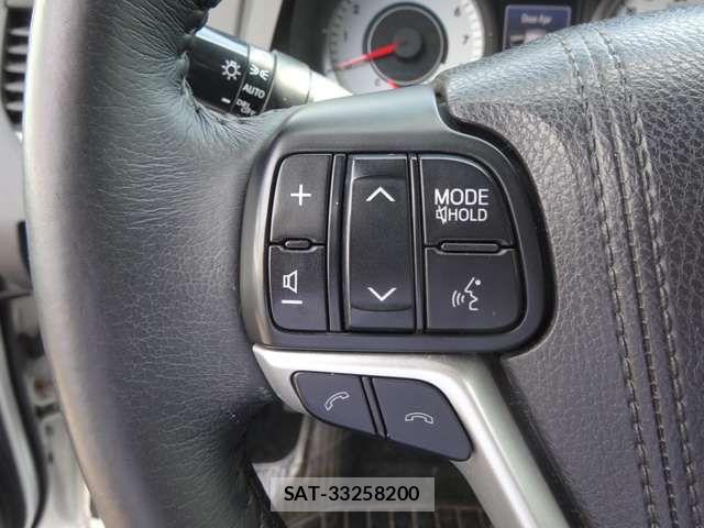 Toyota SIENNA 2018-03 7224960-11