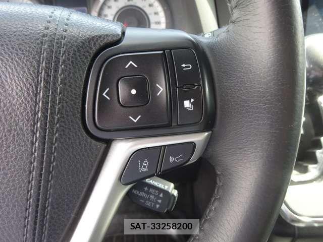 Toyota SIENNA 2018-03 7224960-12