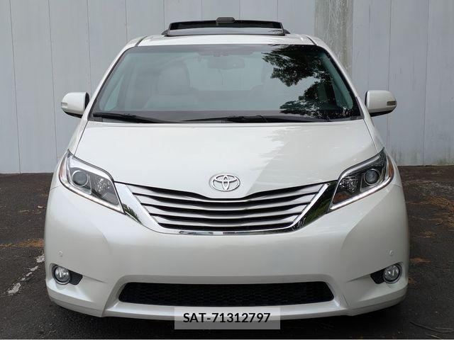 Toyota SIENNA 2026-03 7457720-1