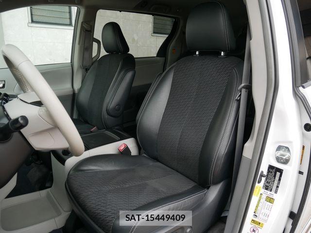 Toyota SIENNA 2013-06 8368681-1
