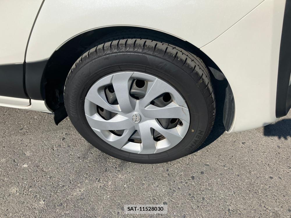 Toyota SIENTA 2018-07 1082478-32