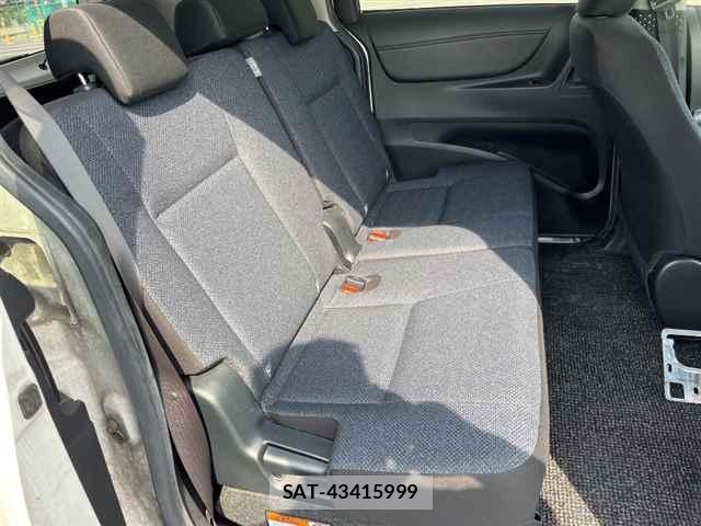 Toyota SIENTA 2018-03 1076975-9
