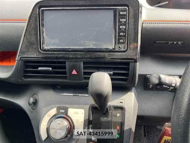 Toyota SIENTA 2018-03 1076975-6