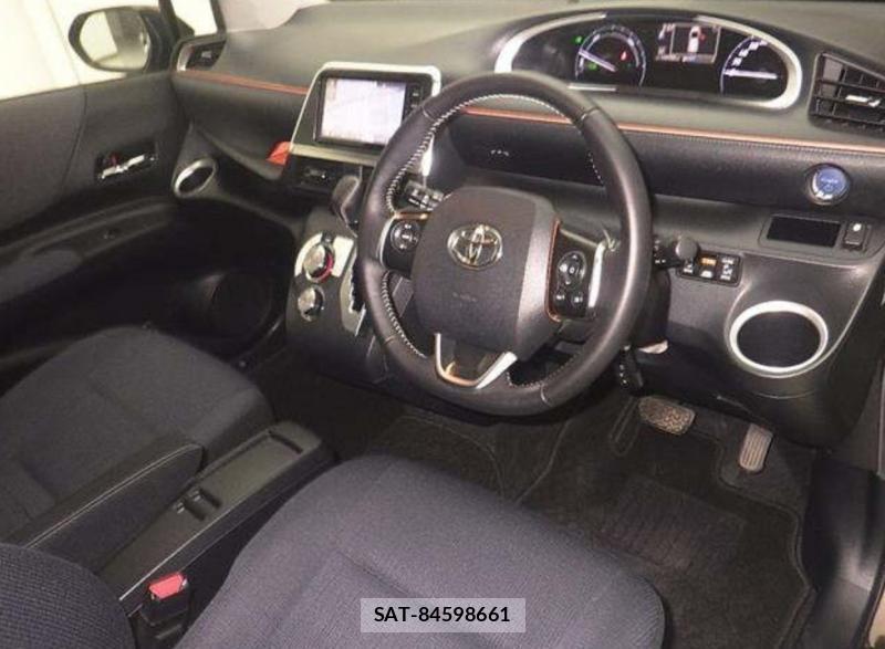 Toyota SIENTA 2016-03 1218248-3