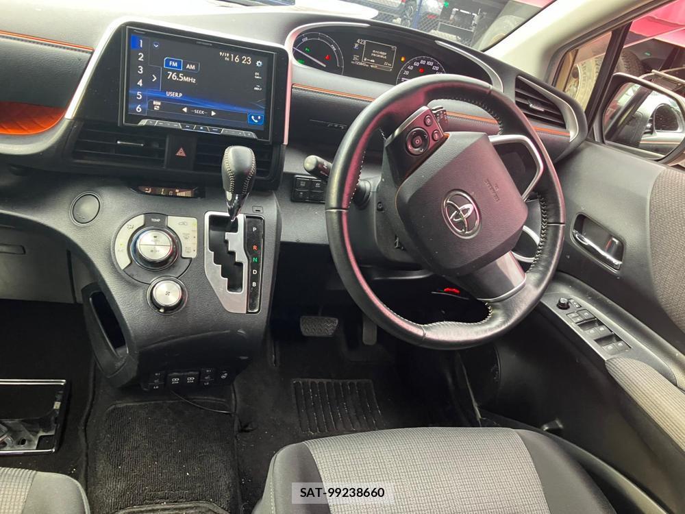 Toyota SIENTA 2018 1284216-13