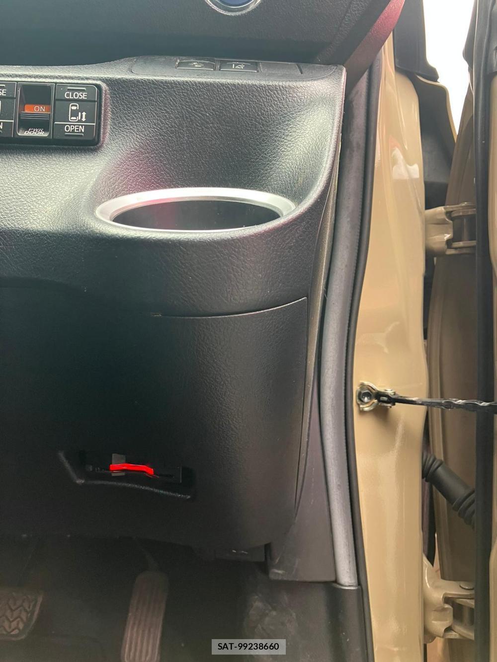 Toyota SIENTA 2018 1284216-18
