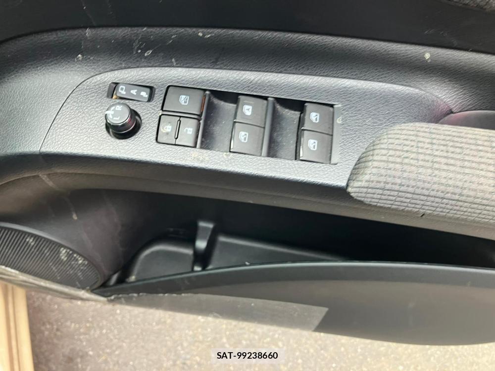Toyota SIENTA 2018 1284216-23