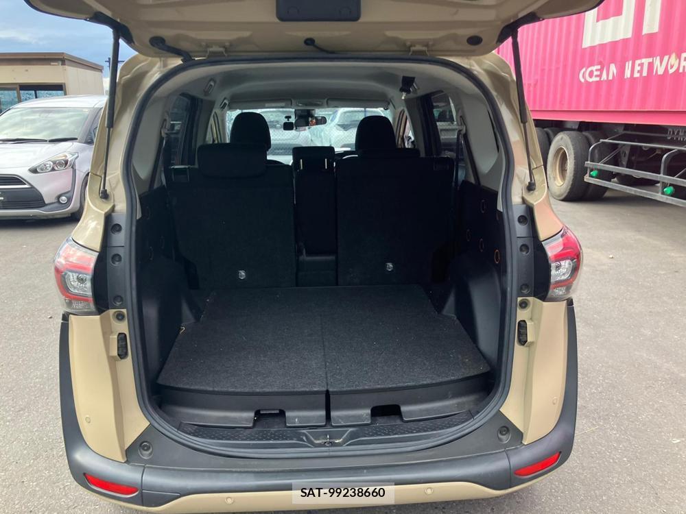 Toyota SIENTA 2018 1284216-27