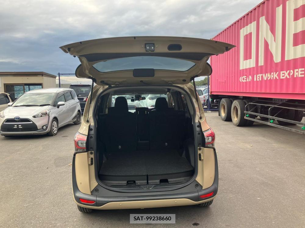 Toyota SIENTA 2018 1284216-28