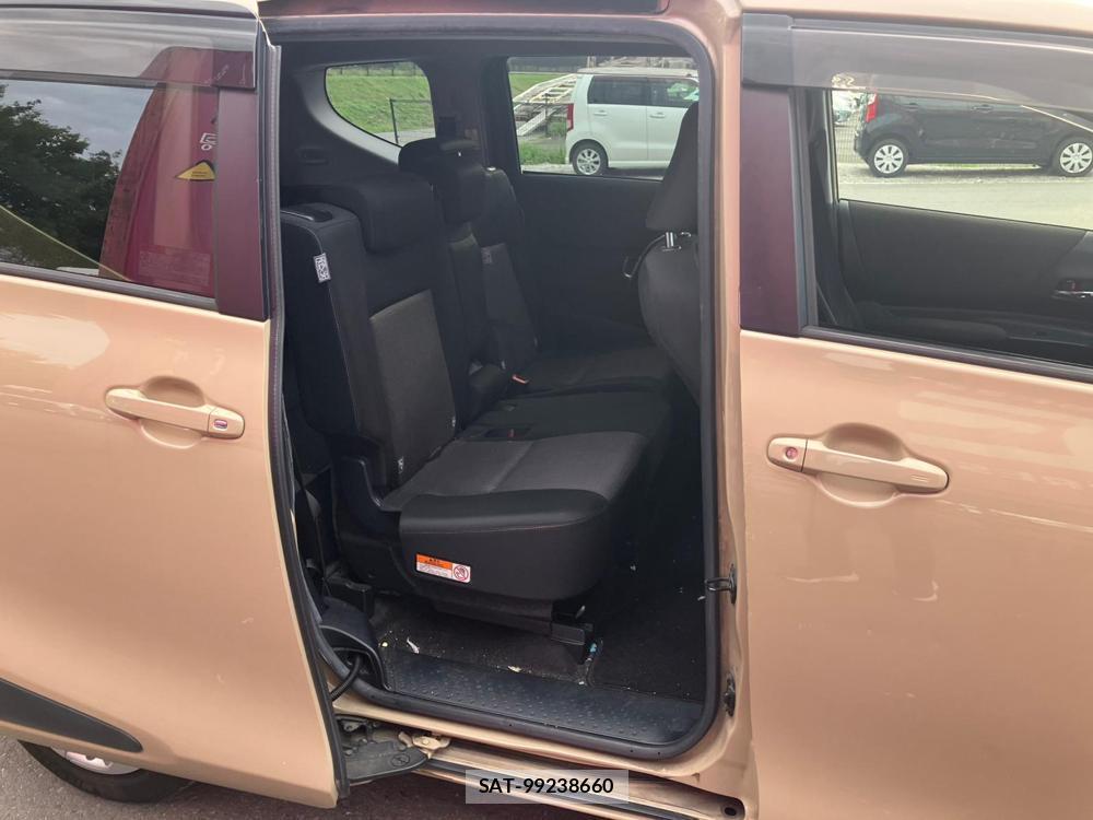 Toyota SIENTA 2018 1284216-8