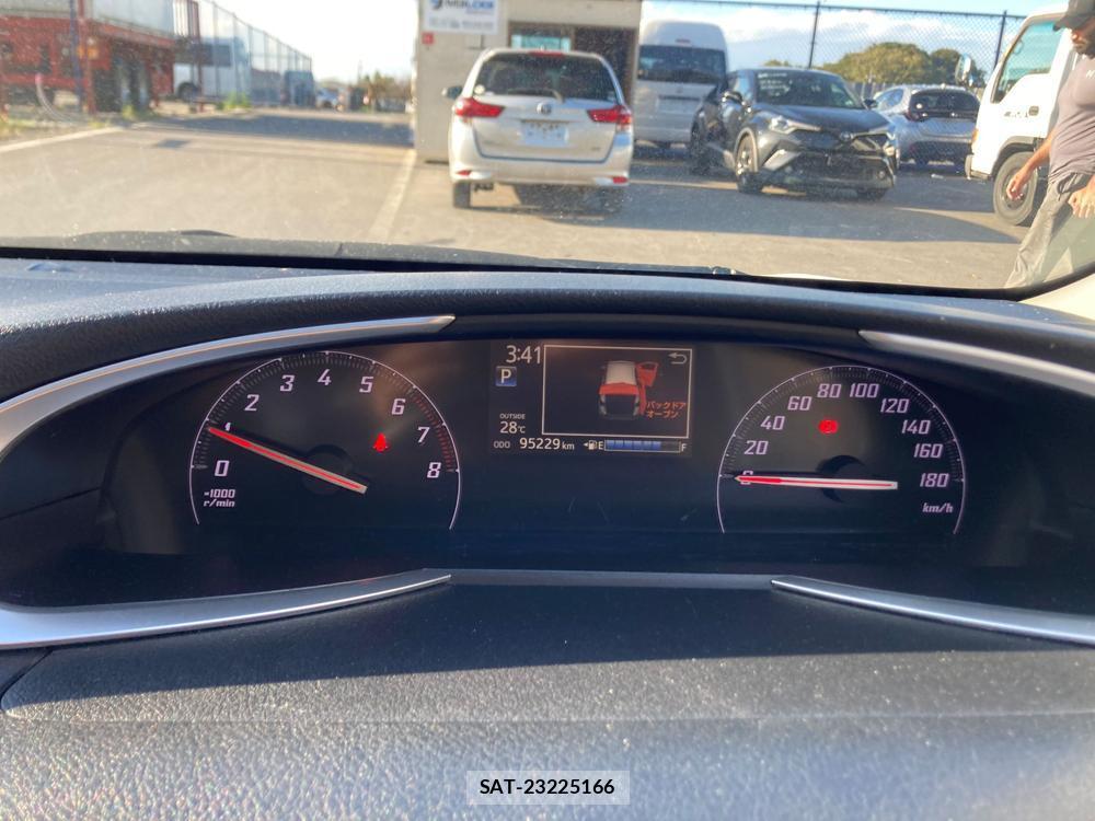 Toyota SIENTA 2019 1284214-15